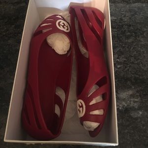Gucci jelly flats